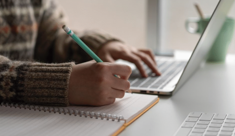 Understanding the Impact of Online Learning: Benefits and Challenges